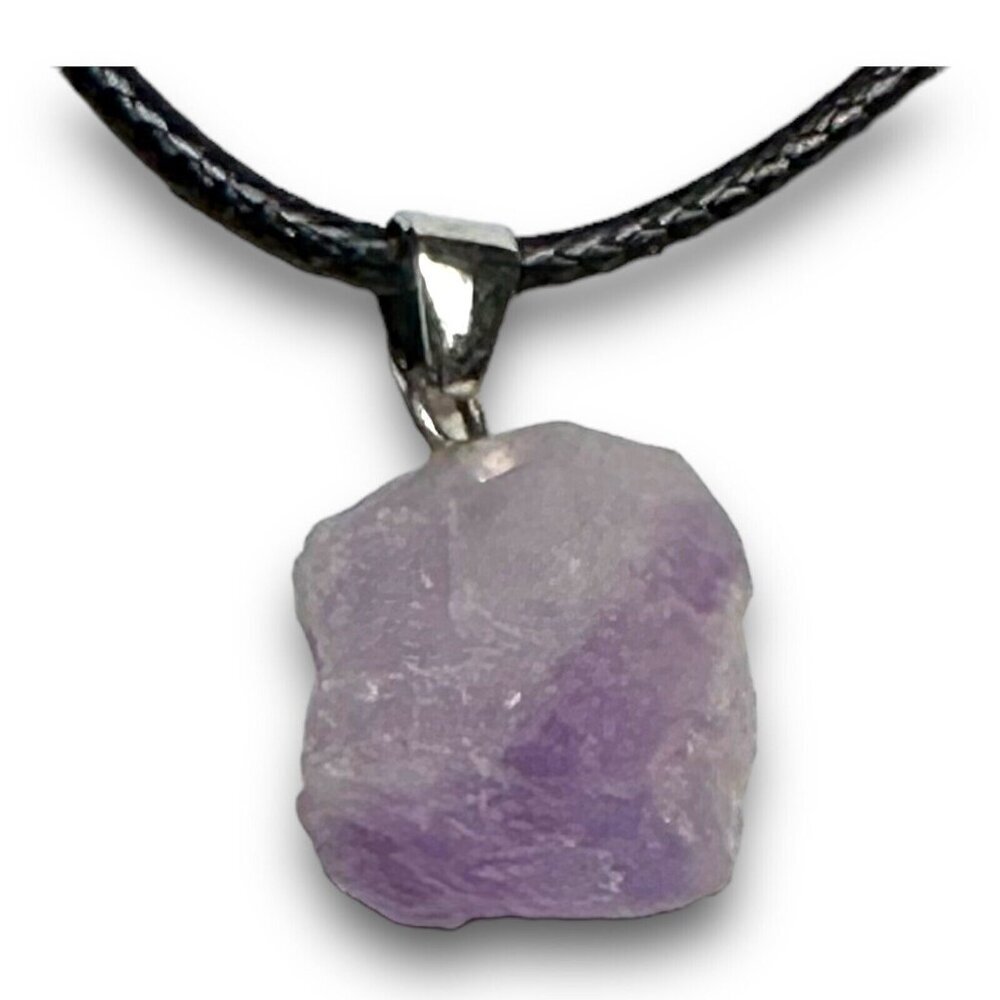 Natural Amethyst Quartz Necklace Pendant Raw Spiritual Balance Calming NWOT